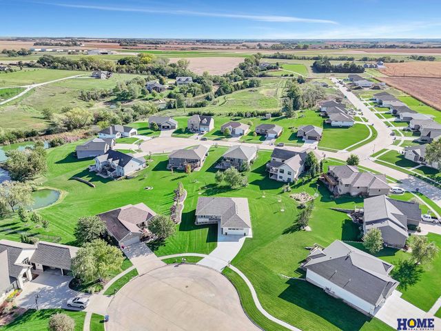 920 Dundee Court, Crete, NE 68333