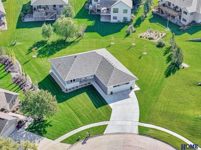 920 Dundee Court, Crete, NE 68333