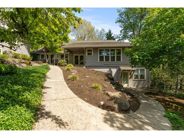 5000 Sw HEWETT Blvd, Portland, OR 97221