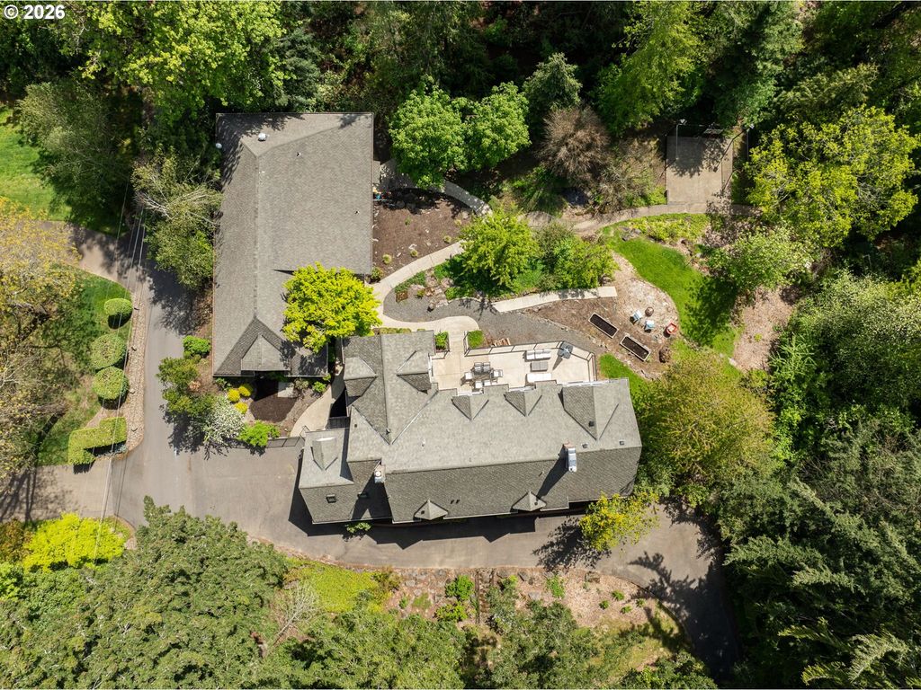 5000 Sw HEWETT Blvd, Portland, OR 97221