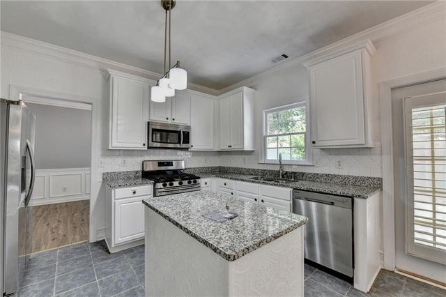 2072 Fairport Way, Marietta, GA 30062