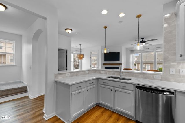 10122 Glen Autumn Road, Raleigh, NC 27617