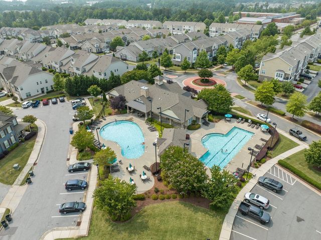 10122 Glen Autumn Road, Raleigh, NC 27617