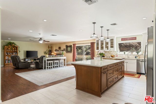 2952 GOLDEN SPUR Road, Acton, CA 93510