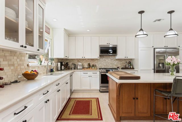 2952 GOLDEN SPUR Road, Acton, CA 93510