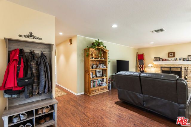 2952 GOLDEN SPUR Road, Acton, CA 93510