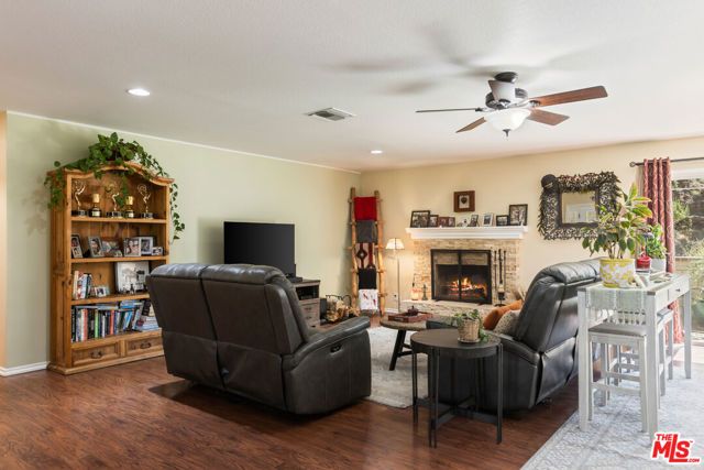 2952 GOLDEN SPUR Road, Acton, CA 93510