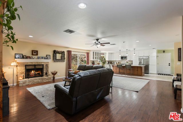 2952 GOLDEN SPUR Road, Acton, CA 93510