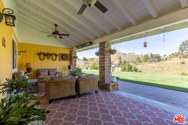 2952 GOLDEN SPUR Road, Acton, CA 93510
