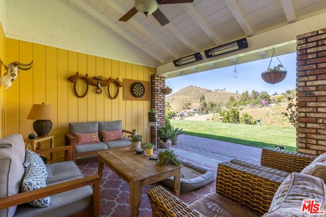 2952 GOLDEN SPUR Road, Acton, CA 93510