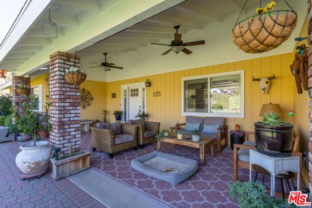 2952 GOLDEN SPUR Road, Acton, CA 93510