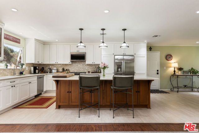 2952 GOLDEN SPUR Road, Acton, CA 93510