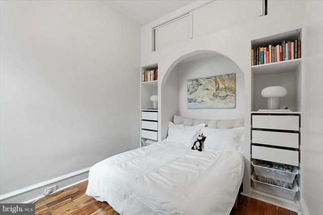 1302 MCKEAN ST, Philadelphia, PA 19148