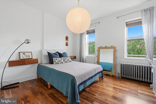 1302 MCKEAN ST, Philadelphia, PA 19148