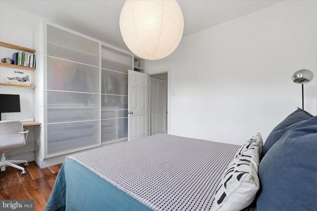 1302 MCKEAN ST, Philadelphia, PA 19148