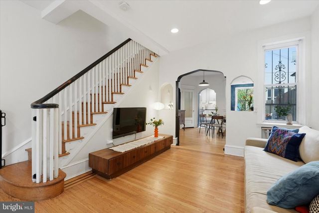 1302 MCKEAN ST, Philadelphia, PA 19148