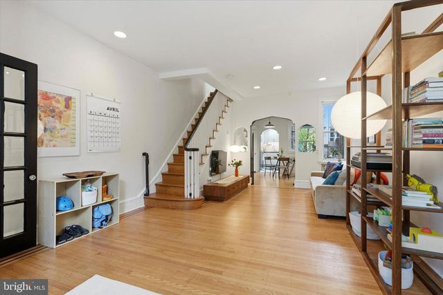 1302 MCKEAN ST, Philadelphia, PA 19148