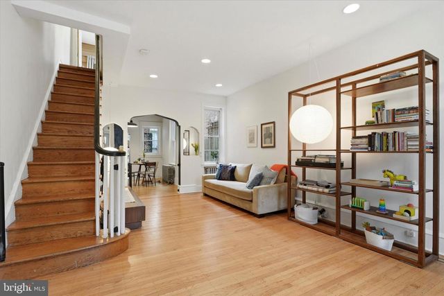 1302 MCKEAN ST, Philadelphia, PA 19148