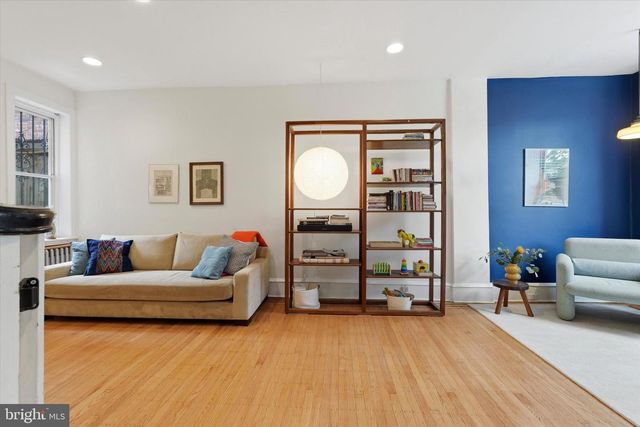 1302 MCKEAN ST, Philadelphia, PA 19148