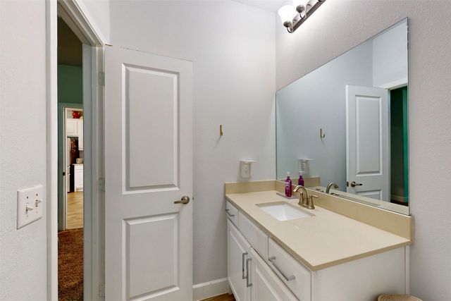 2763 Prosperity Avenue, Dallas, TX 75216
