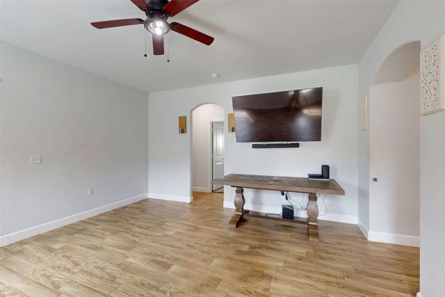 2763 Prosperity Avenue, Dallas, TX 75216