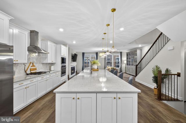 22296 CORNERSTONE CROSSING TER, Ashburn, VA 20148