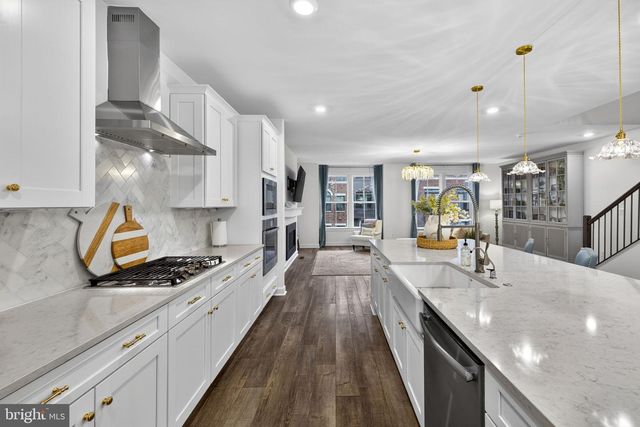 22296 CORNERSTONE CROSSING TER, Ashburn, VA 20148