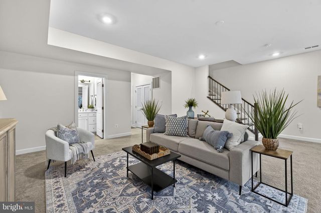 22296 CORNERSTONE CROSSING TER, Ashburn, VA 20148