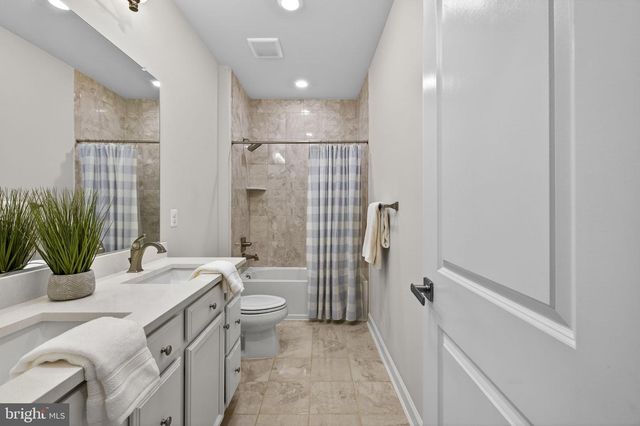 22296 CORNERSTONE CROSSING TER, Ashburn, VA 20148