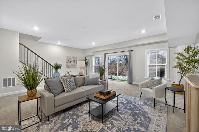 22296 CORNERSTONE CROSSING TER, Ashburn, VA 20148