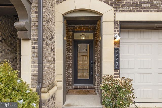 22296 CORNERSTONE CROSSING TER, Ashburn, VA 20148