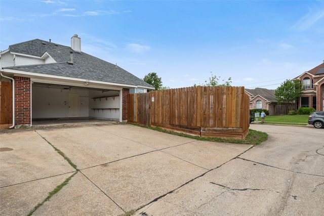 1401 Post Oak Drive, Rowlett, TX 75089