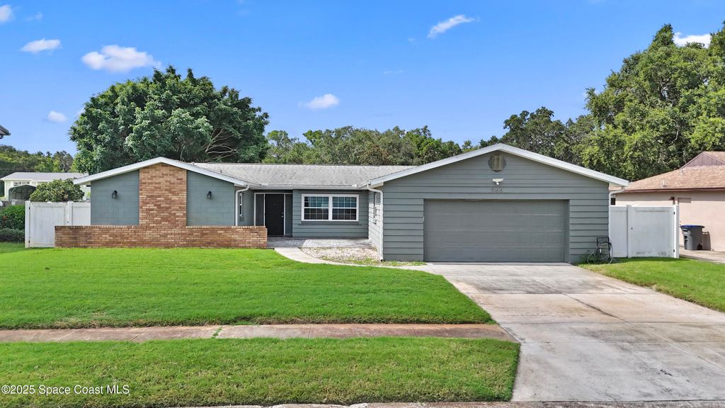 965 Pilgrim Drive, Titusville, FL 32780