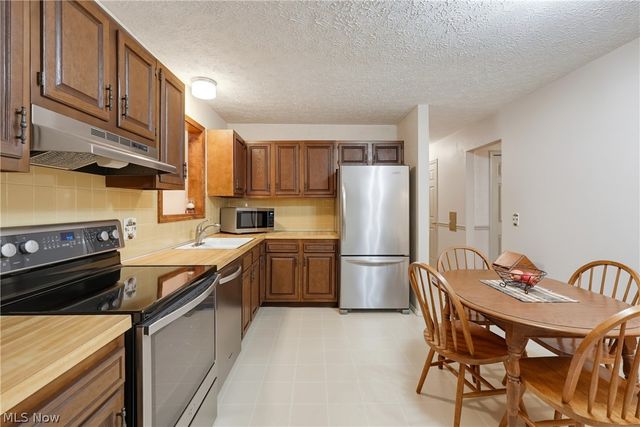 8709 N Leroy Road, Westfield Center, OH 44251