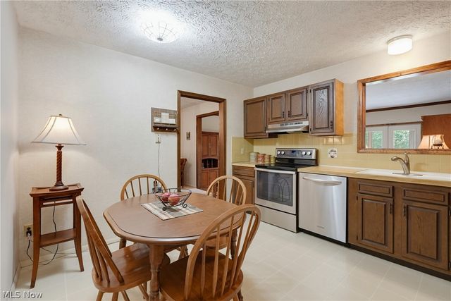 8709 N Leroy Road, Westfield Center, OH 44251