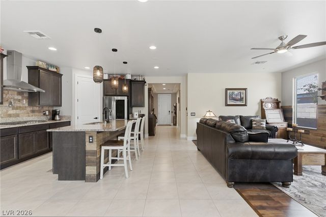40 Vicolo Della Luna, Henderson, NV 89011