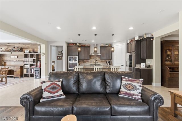 40 Vicolo Della Luna, Henderson, NV 89011