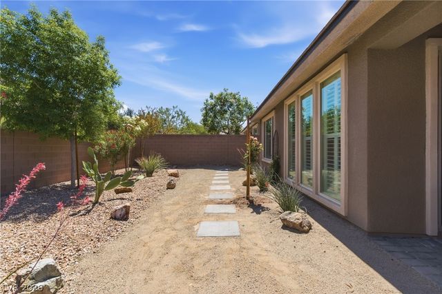 40 Vicolo Della Luna, Henderson, NV 89011
