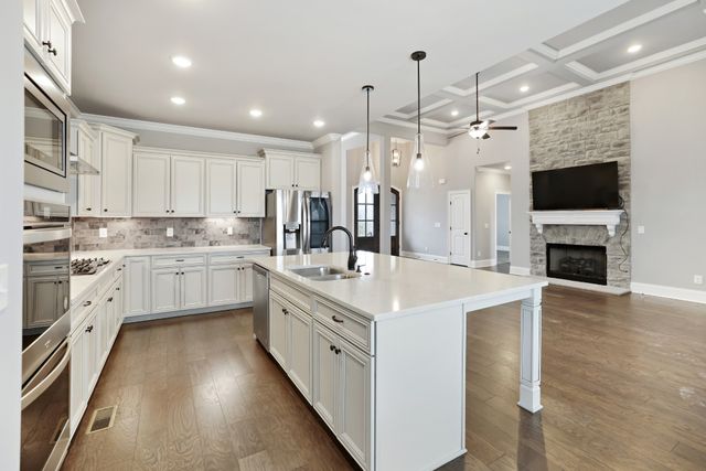 1104 Yearling Pl, Gallatin, TN 37066