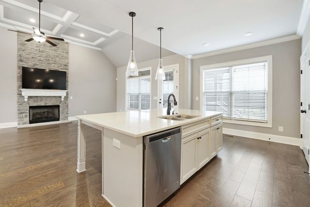 1104 Yearling Pl, Gallatin, TN 37066