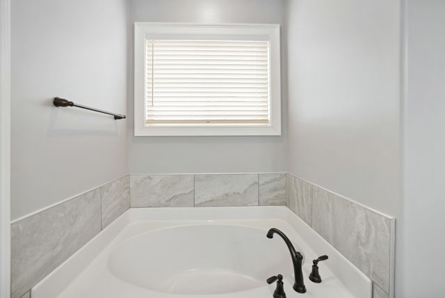 1104 Yearling Pl, Gallatin, TN 37066