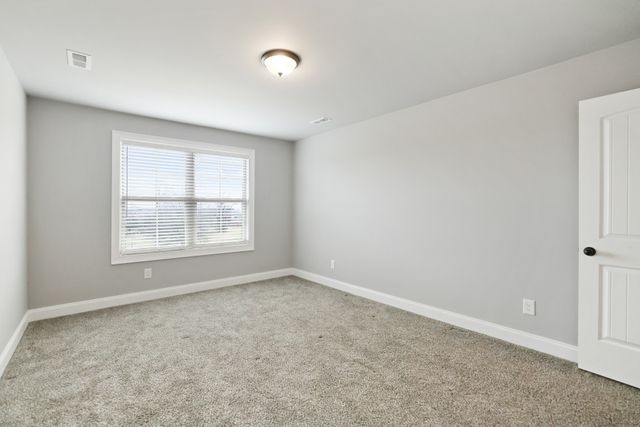 1104 Yearling Pl, Gallatin, TN 37066