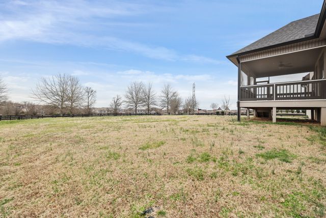 1104 Yearling Pl, Gallatin, TN 37066