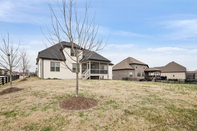 1104 Yearling Pl, Gallatin, TN 37066