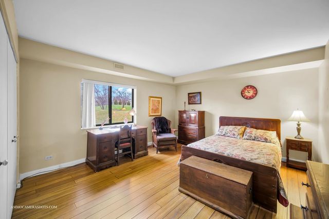 1105 N Mill Street 117, Naperville, IL 60563