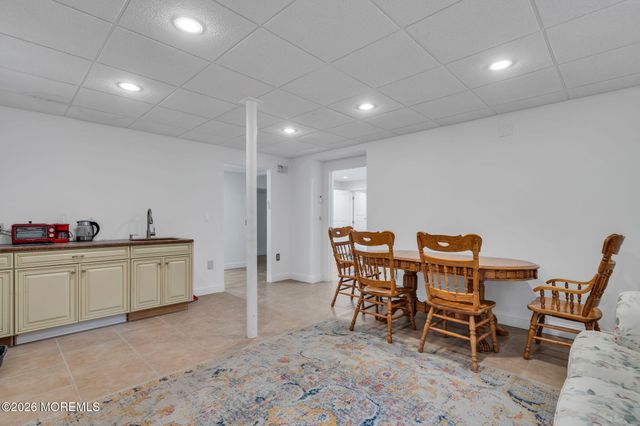 1731 Silverton Road, Toms River, NJ 08753