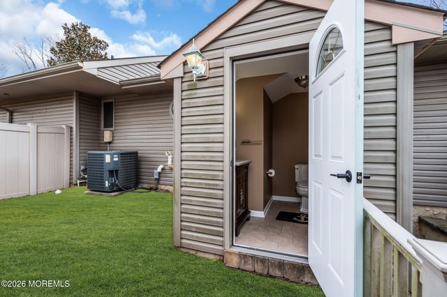 1731 Silverton Road, Toms River, NJ 08753