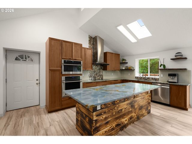9605 Sw 130TH Ave, Beaverton, OR 97008