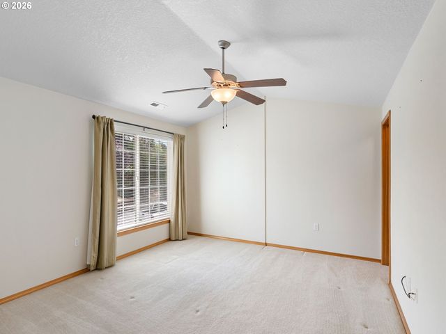 6127 Se 141ST Ave, Portland, OR 97236