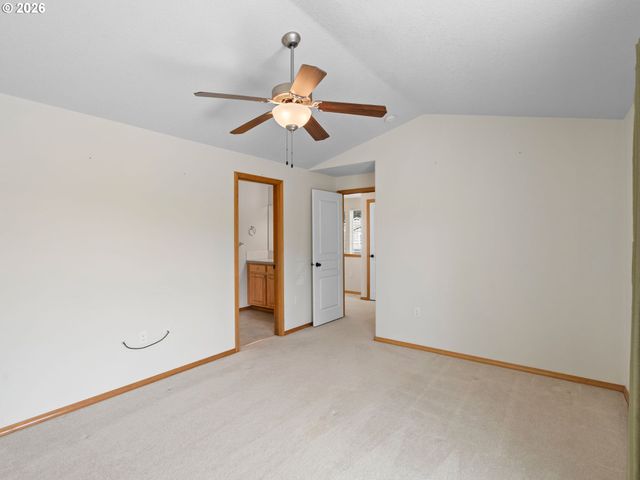 6127 Se 141ST Ave, Portland, OR 97236